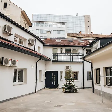 Center - Kersnikova Apartment